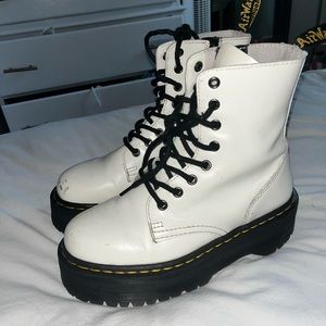 1460 PASCAL MAX LEATHER PLATFORM BOOTS DR.MARTEN